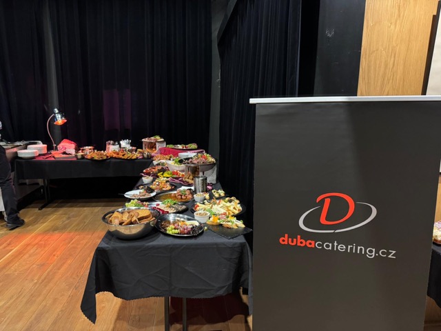 e6df502b-f7a2-4fe0-92a8-ff2fa5d37dac ve stedn velikosti