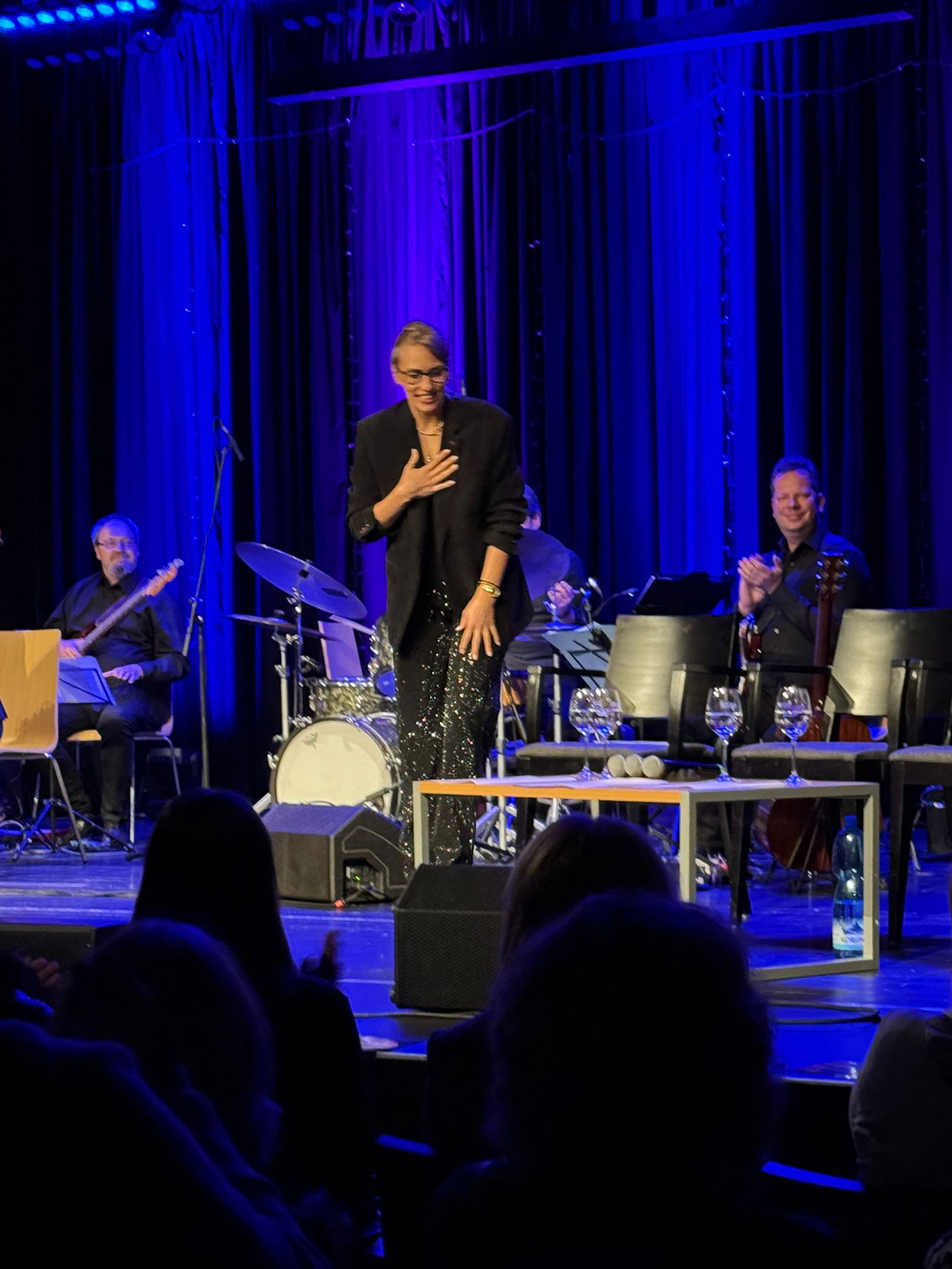 PHOTO-2025-10-22-19-18-07